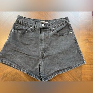 High Waisted Mom Shorts | Levi’s | Size 29 | Dark Gray